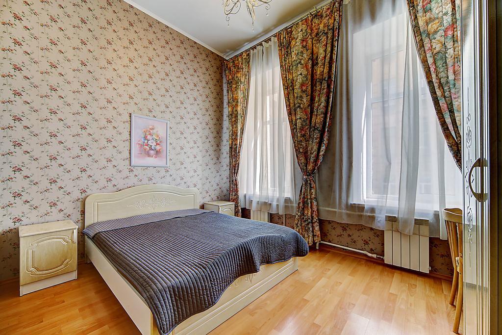 Sutkipeterburg Petrogradskaya Apartment Saint Petersburg Room photo